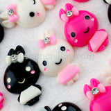 Cabochon Resin Bunny with Bow