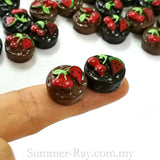 Cabochon Resin Fudge Fruit Cake