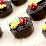 Cabochon Resin Chocolate Fruit Cake
